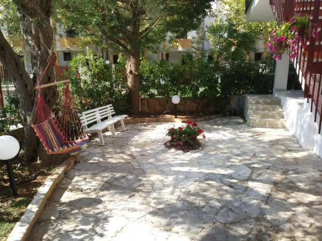 Arcobaleno Hotel Porto Cesareo Exterior foto